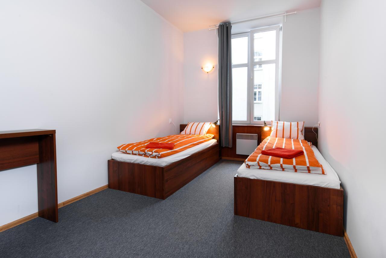 Constitution Square Rooms Varsovie Extérieur photo