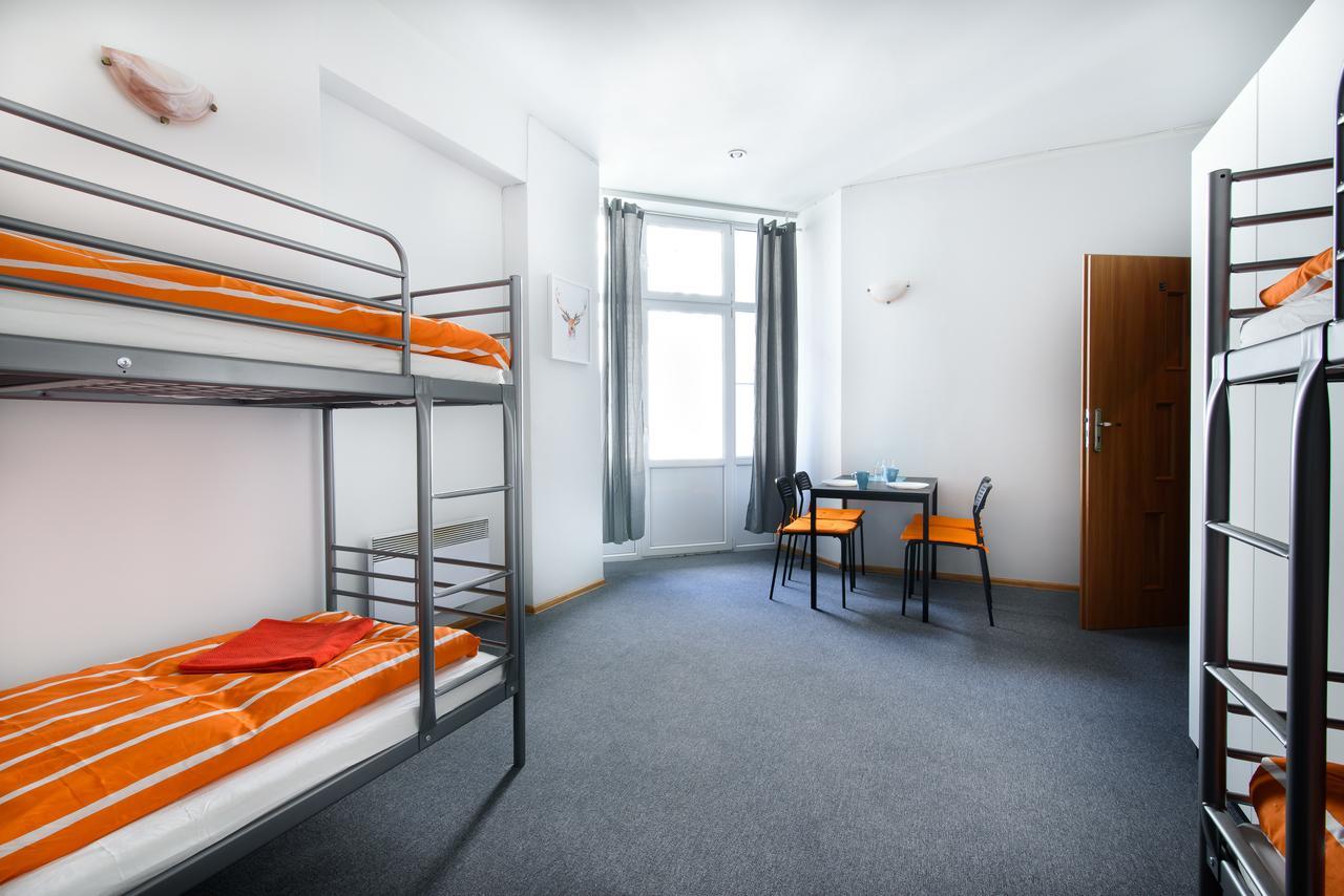 Constitution Square Rooms Varsovie Extérieur photo