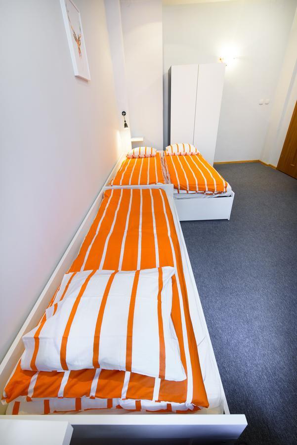Constitution Square Rooms Varsovie Extérieur photo